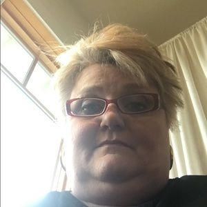 Meet your Posher, Marisa